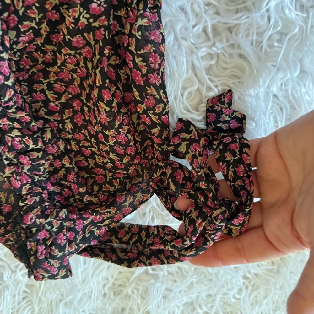Romper so cute 🥰 & prissy ! - Picture 2 of 7